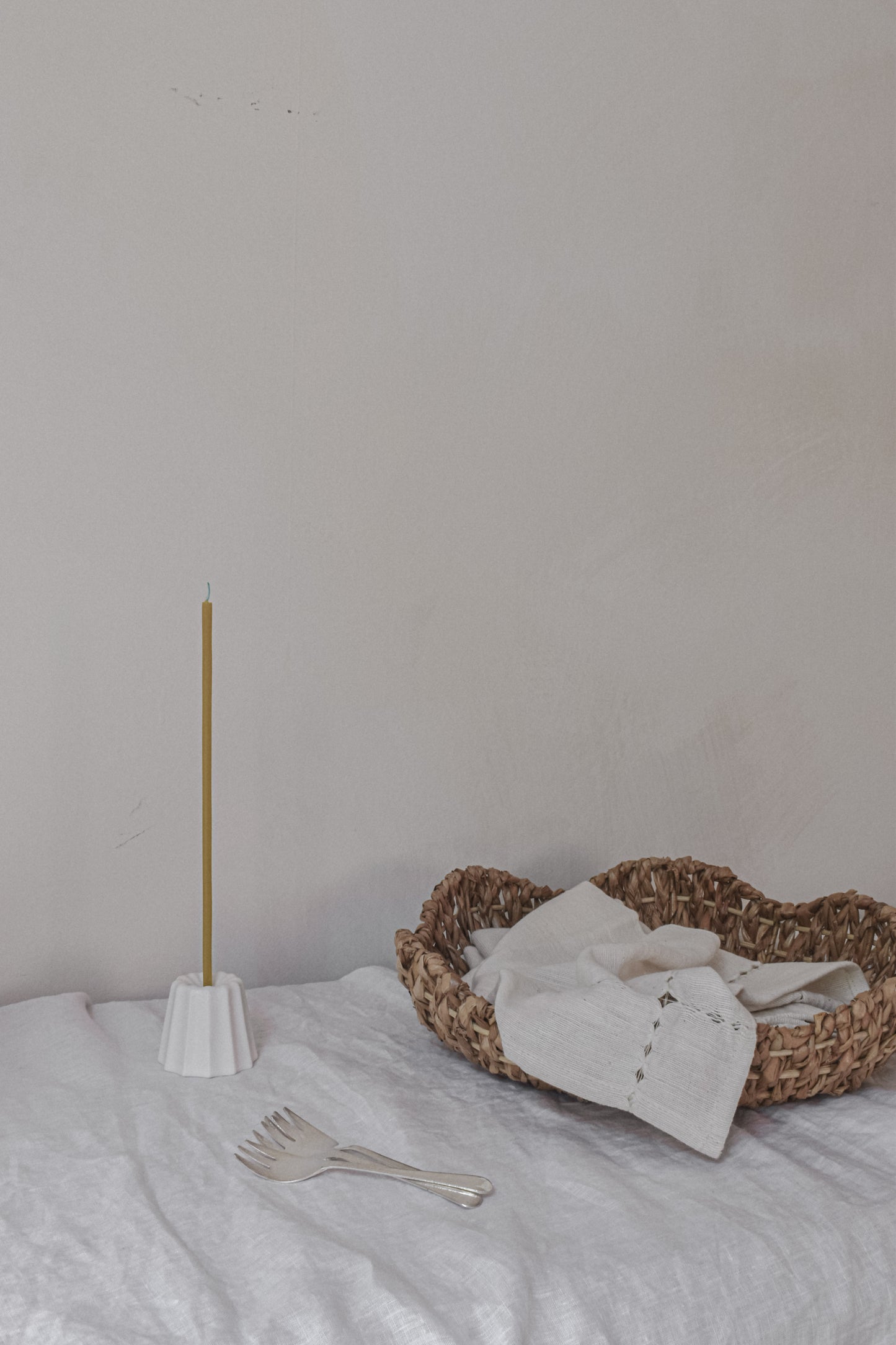Mae Candle Holder